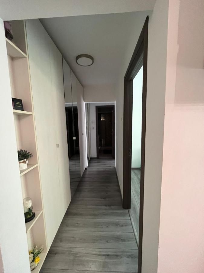 Apartament Tony Констанца Екстериор снимка